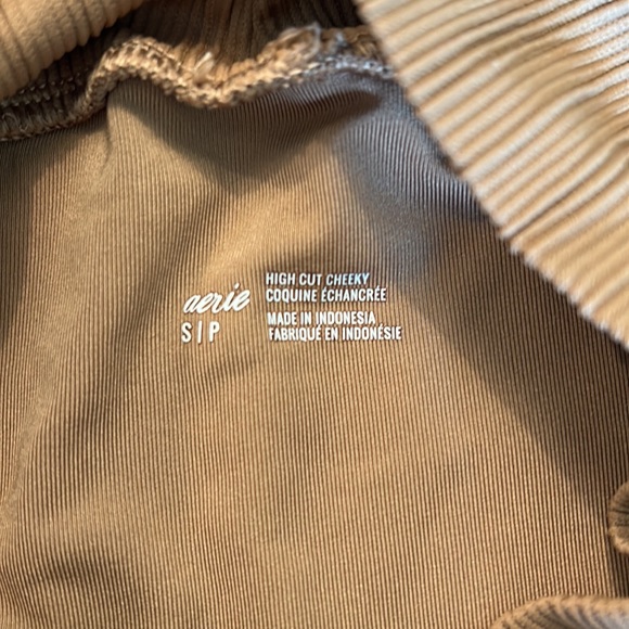 Aerie Swimsuit - Picture 8 of 8